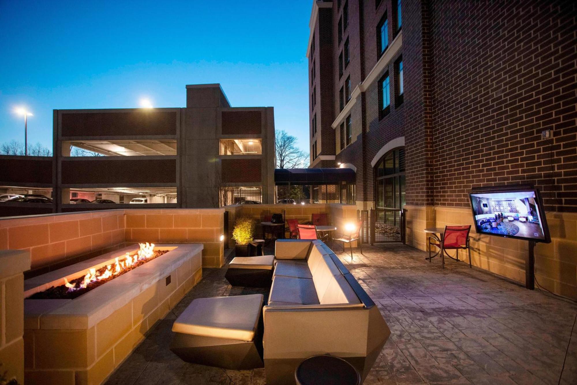 Springhill Suites By Marriott Athens Downtown/University Area Экстерьер фото